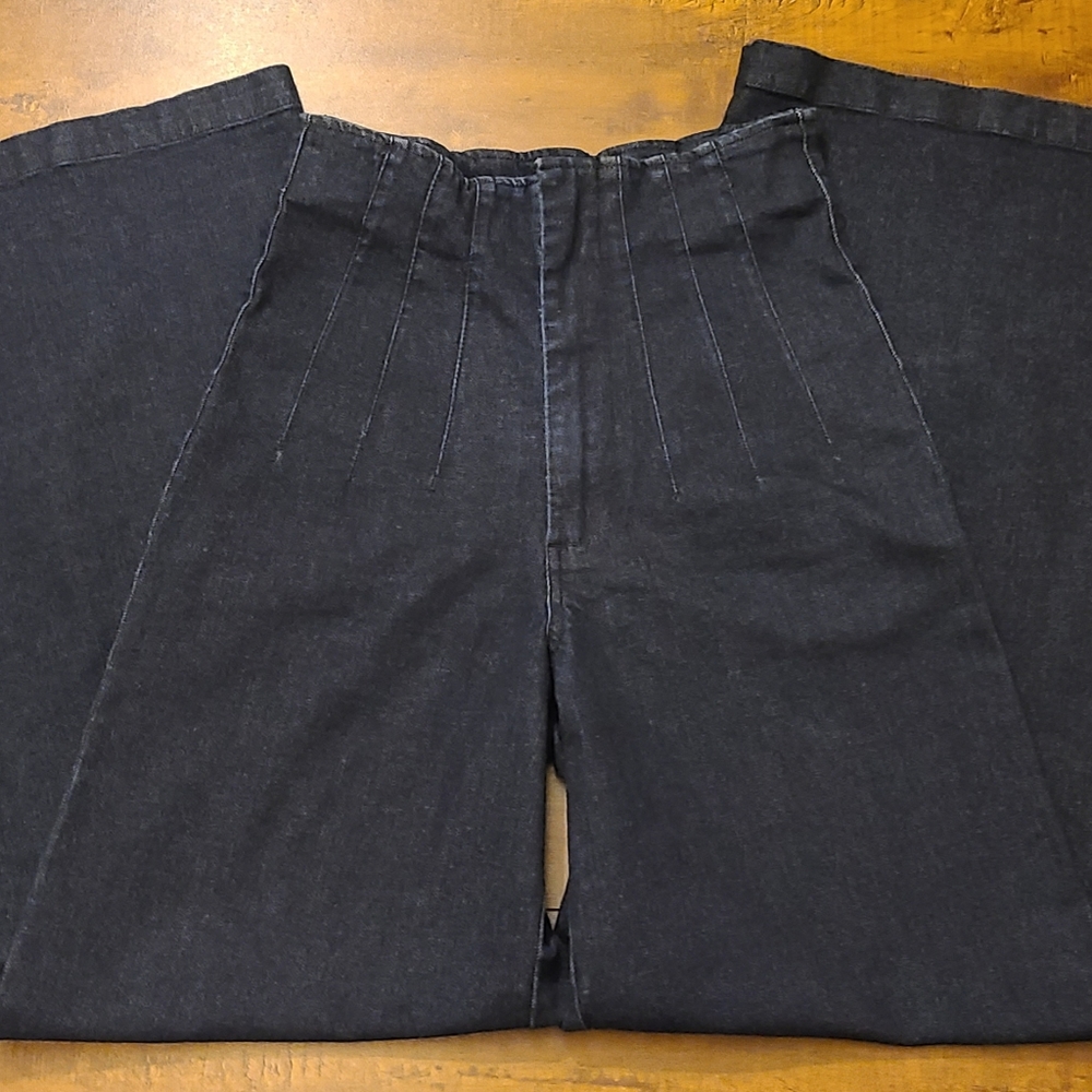 Vintage Inspired High Waist Denim Flare Leg Jeans Women's Size 26